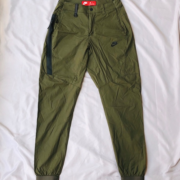 waterproof nike joggers